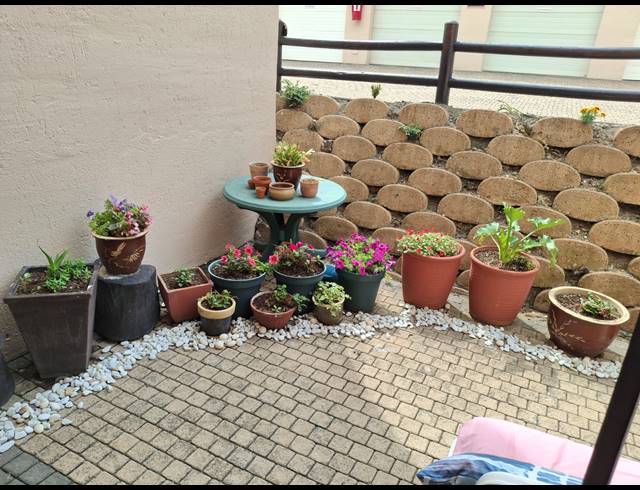 3 BEDROOM SECTIONAL TITLE FOR SALE IN UVONGO BEACH